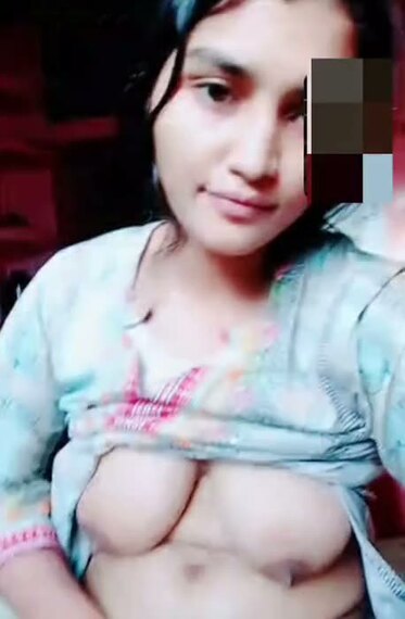Pak-beautiful-village-muslim-babe-sex-in-karachi-pakistan-nude-mms.jpg