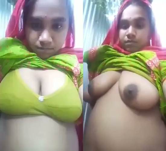 Bangladeshi-muslim-village-hot-aunty-cam-big-boobs-pussy.jpg