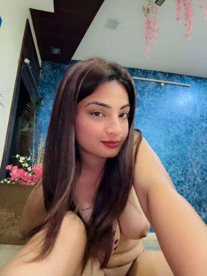 Pak-hottest-figure-cute-babe-pak-sxy-live-fingering.jpg