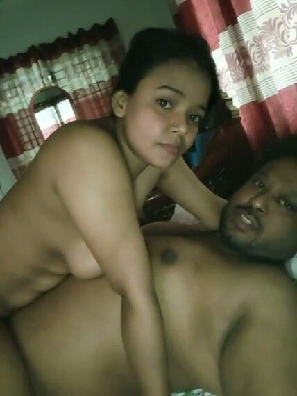 Very-beautiful-muslim-girl-xxvideso-painful-riding-hindu-bf.jpg
