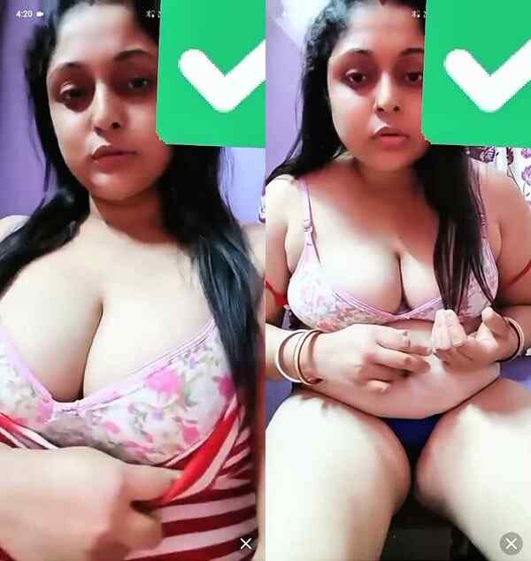 Super beautiful hottest figure villagebhabisex live Masturbating